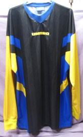 Camiseta manga larga portero umbro 002